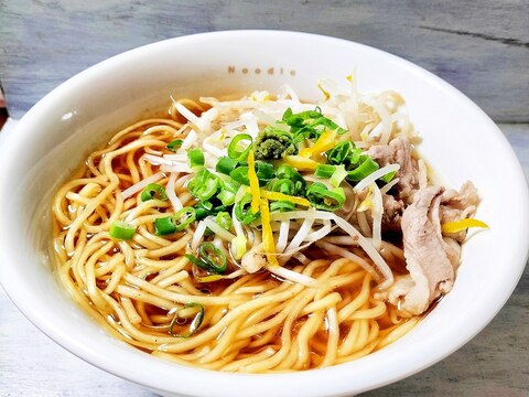 ピリっと柚子胡椒効いた全粒粉醤油ラーメン